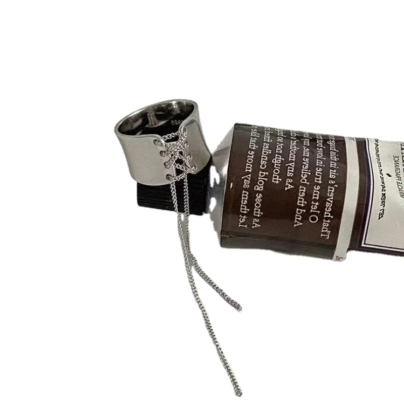 Unique Design Metallic Strap Chain Wide Rings for Women Silver Color Metal Long Chain Knotted Charm Ring Statement Jewelry Gift