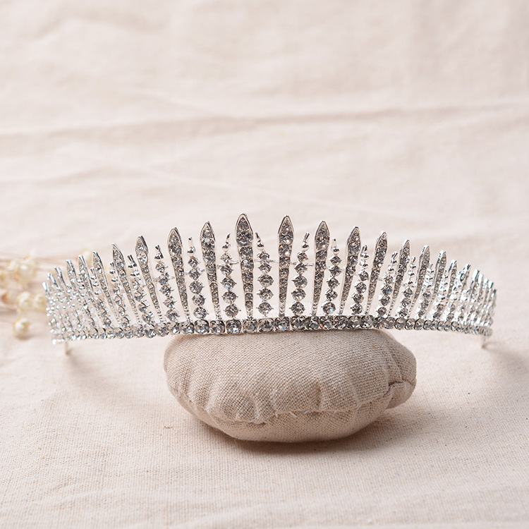 Gorgeous Silver Color Crystal Bridal Tiaras Crown Rhinestone Pageant Bridal Wedding Accessories Headpiece Headband Wedding Tiara