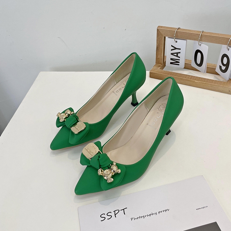 High heels women 2024 autumn new metal buckle temperament women's shoes senior sense pointy thin heels banquet single shoes