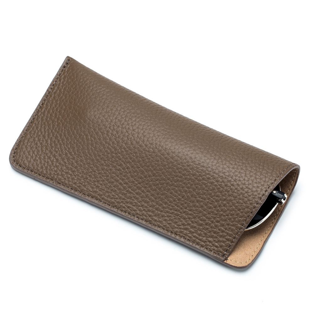 New 2022 Glasses Bag Soft Genuine Leather Sunglasses Bag Portable Men And Women Sunglasses Protective Cover