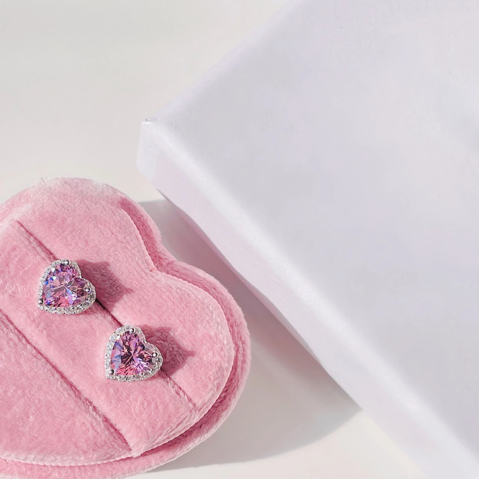 High Quality Velentine's Day Gift For Lover Girlfriend White Pink Heart Cubic Zirconia CZ Cluster Stud Earring