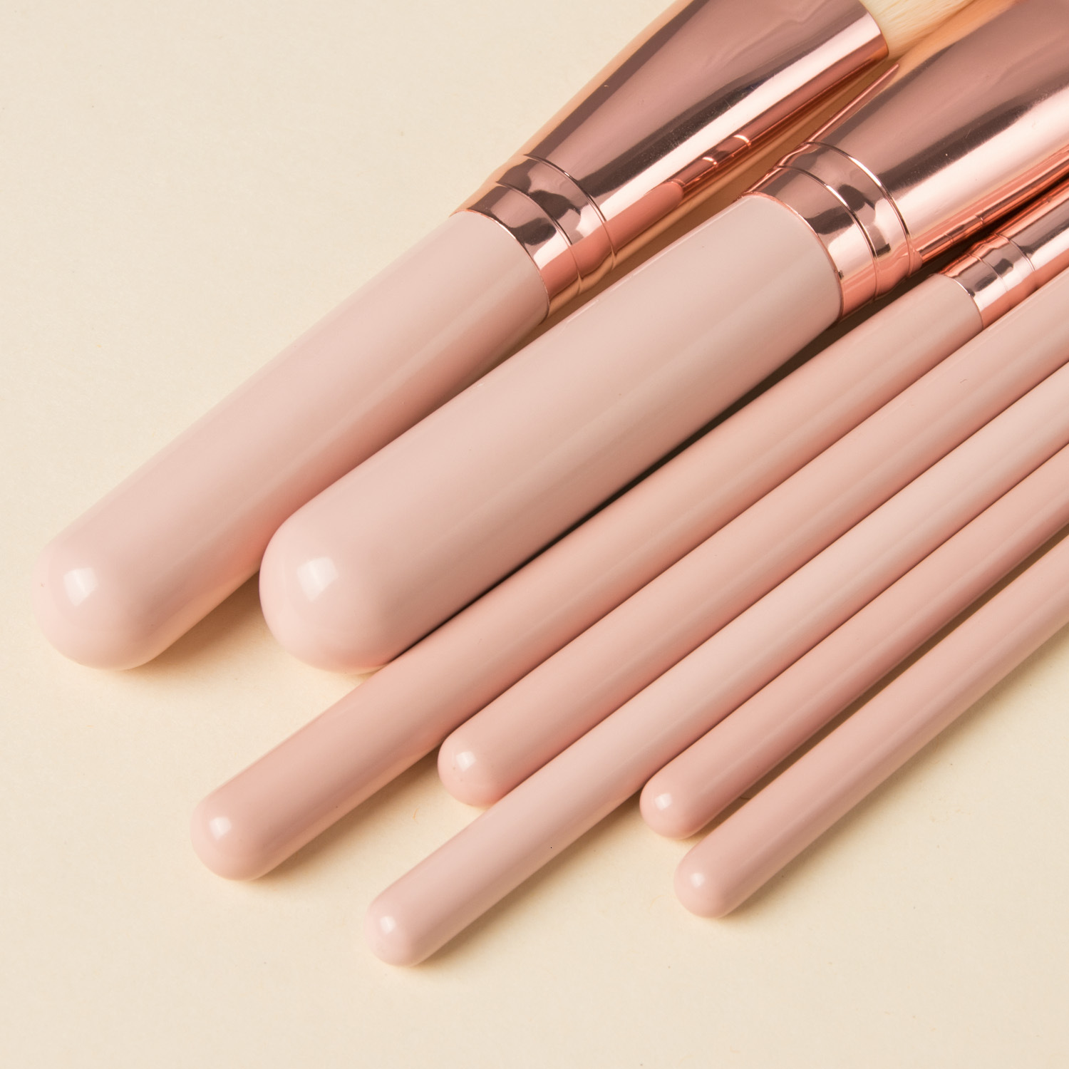 High-End Professional Brushes Set with Bucket Blush Powder Eyeshadow Eyebrow Foundation Beauty Makeup Tool Brochas F624-19