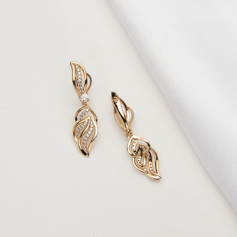 Dckazz Copper Fine Crystal Drop Earring Gold Color Unusual Flower Pendant Dangle Earrings Women Party Classic Jewelry Best Gift