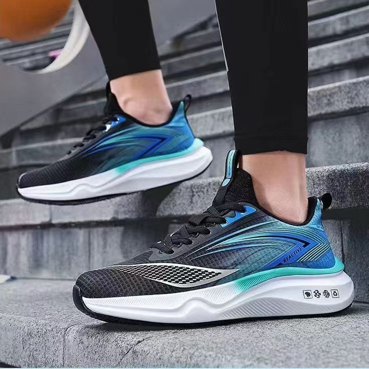 Spring Summer New Mesh Breathable Sports Casual for Mens Fashion Versatile Thick Sole Anti slip and Wear resistant Student Running Shoes Free of Mail 