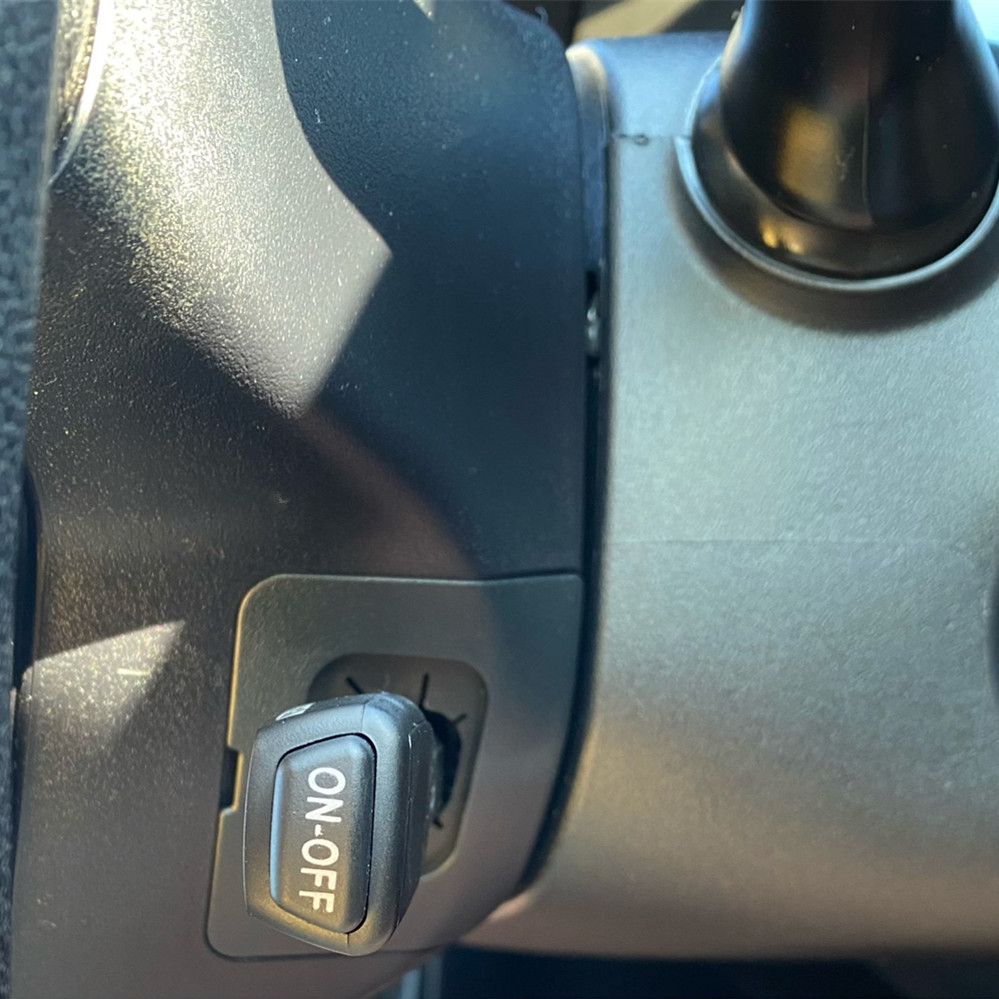 High Quality LED Blue Bag Cruise Control Switch 84632-34011 For Toyota Camry 2011 2012 2013 2014 2016 2016 Lexus