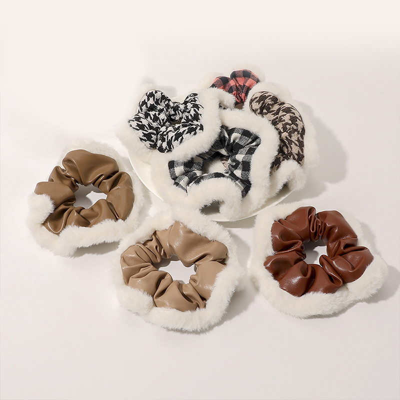 3pcs New Furry Plaid Leather Hair Scrunchies Faux Fur Elastic Hair Bands Women Girls Ponytail Holder Rubber Bands Hair Accessories