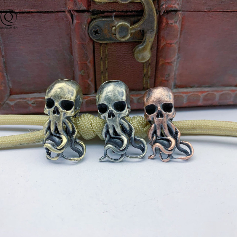 Punk Retro Octopus Skull Head Knife Beads Creative Keychain Pendants Jewelry Umbrella Rope Hangings EDC Outdoor DIY Accessories