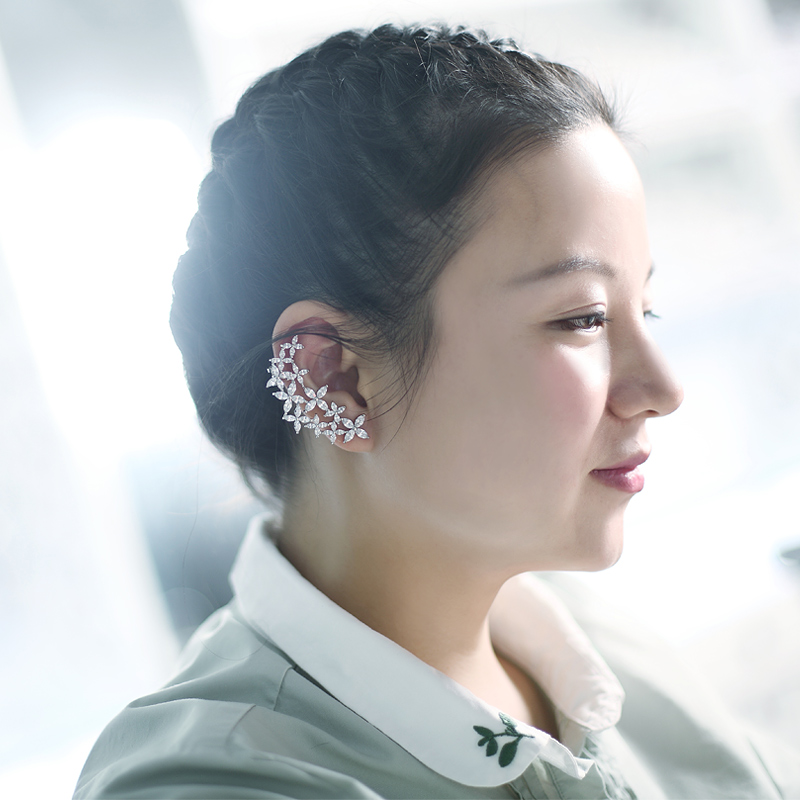 LUOTEEMI Stunning Silver Color Asymmetric Flower Stud Earrings for Women Romantic Elegant Lady Geometric CZ Wedding Jewelry