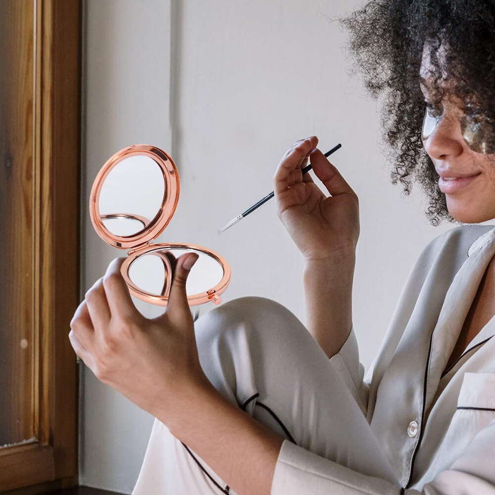 Women Cosmetic Round Handheld Makeup Puese Collapsible Look Glass Double Sided Pocket Mirror Durable Bear Letter Pattern F624-9