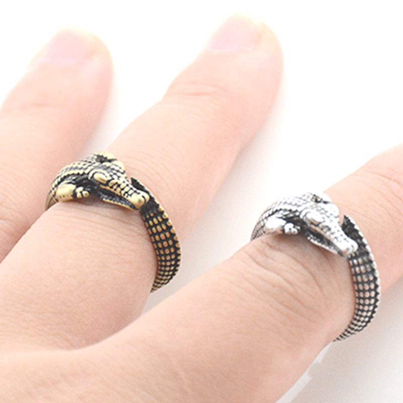 Vintage Punk 3D Shark&Octopus&Dolphin Wrap Ring Boho Brass Knuckle Fish Anel Rings For Women Men Anime Jewelry Gift For Lover