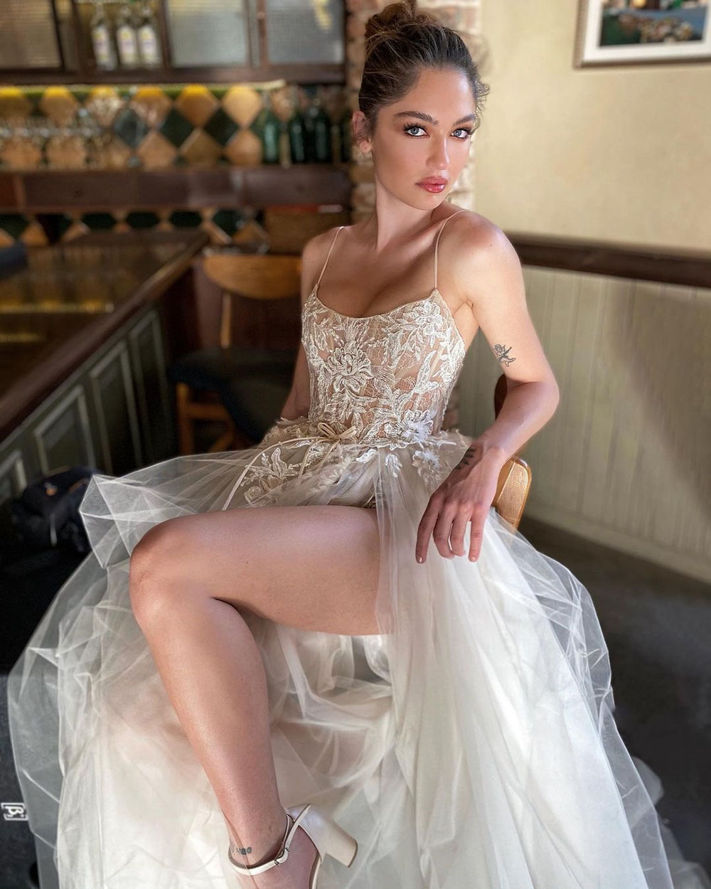 Sevintage Boho High Side Split Dresses A-e Embroidery Appliques Lace Bridal Gowns Spaghetti Straps Wedding Dress