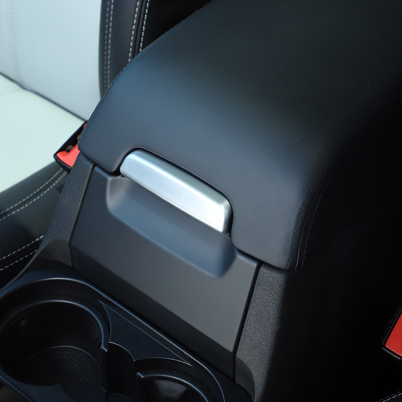 For Land Rover Discovery 3 Discovery 4 LR3 LR4 04-16 Car styling ABS Black Car Armrest Box Cover Switch Sticker Car Accessories