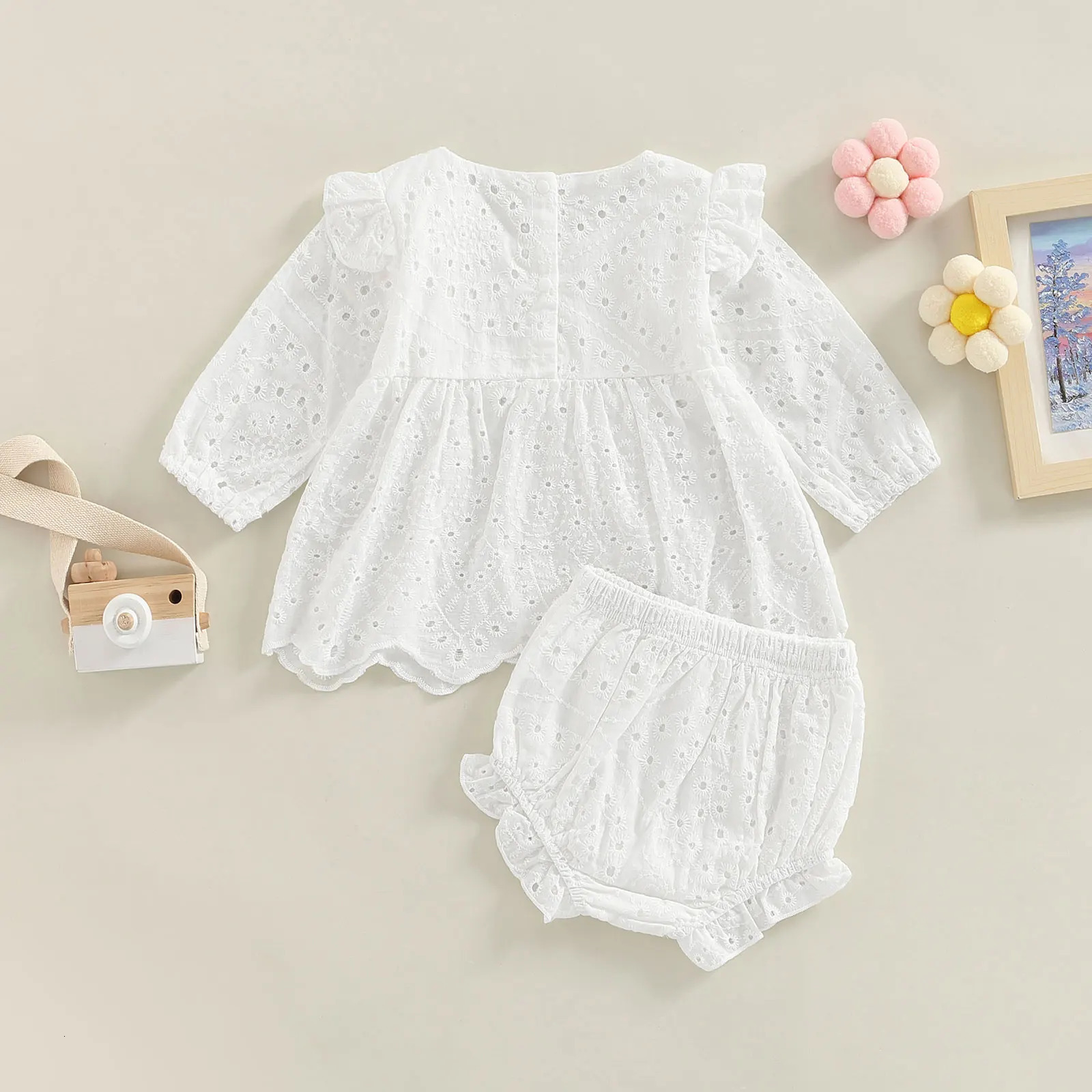 024M Toddler Baby Girl Clothes Set Solid Color Cutout Round Neck Long Sleeve Tshirt Tops and Elastic Casual Ruffle Shorts 240624