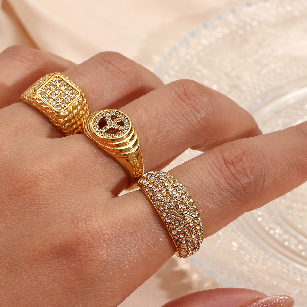 2023 New Cubic Zirconia Gemstone Ring Wedding Party Luxury Square Airplane Round CZ Paved Gold Plated Statement Rings For Women