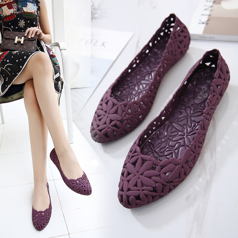 Women New Summer Hollow Pointed Toe Jelly Shoes Cut Out Breathable Flat Flower Cover Heel Leisure Closed Toe Sandals 180912
