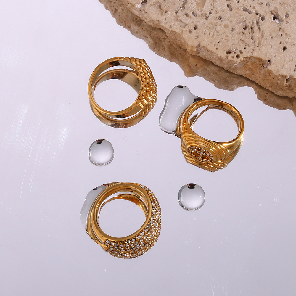 2023 New Cubic Zirconia Gemstone Ring Wedding Party Luxury Square Airplane Round CZ Paved Gold Plated Statement Rings For Women