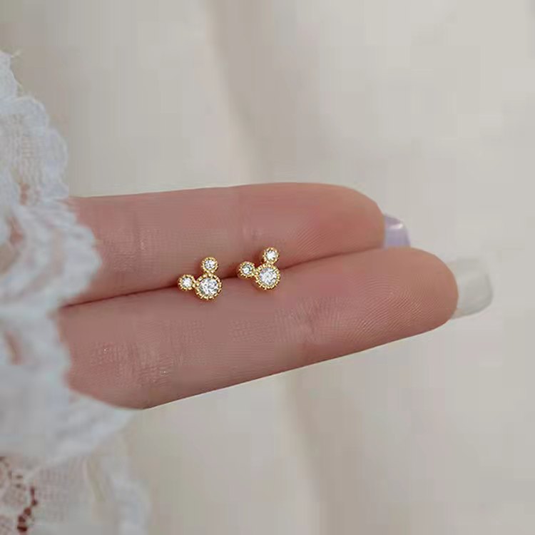 Anime Mini Earrings Stud For Women Cute Bear Luxury Geometric Crystal Jewelry 2023 New In Korean Aesthetic Accessories Wholesale