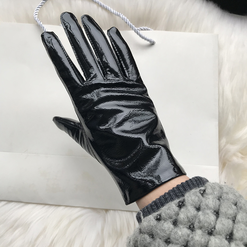 Patent Leather Glove Woman Genuine Leather Short Style Autumn Winter Warm Velvet Lining Leisure Driving Gloves Free Shipping