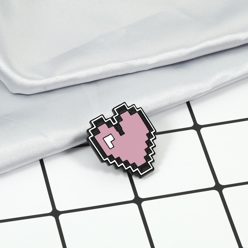 Retro Pixel Heart Enamel Pins Cute Pink Purple Game Heart Badge Denim Shirts Brooch Collar Lapel Pin Jewelry For Women