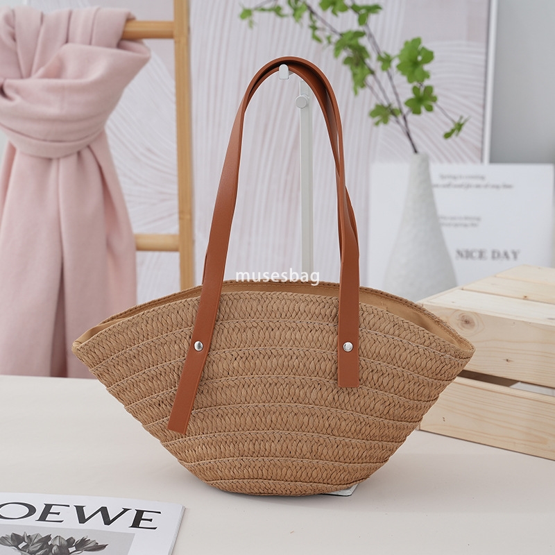 Fashionable women's high-quality and practical summer large capacity handbags seaside vacation beach bags wholesale woven bags large capacity sho