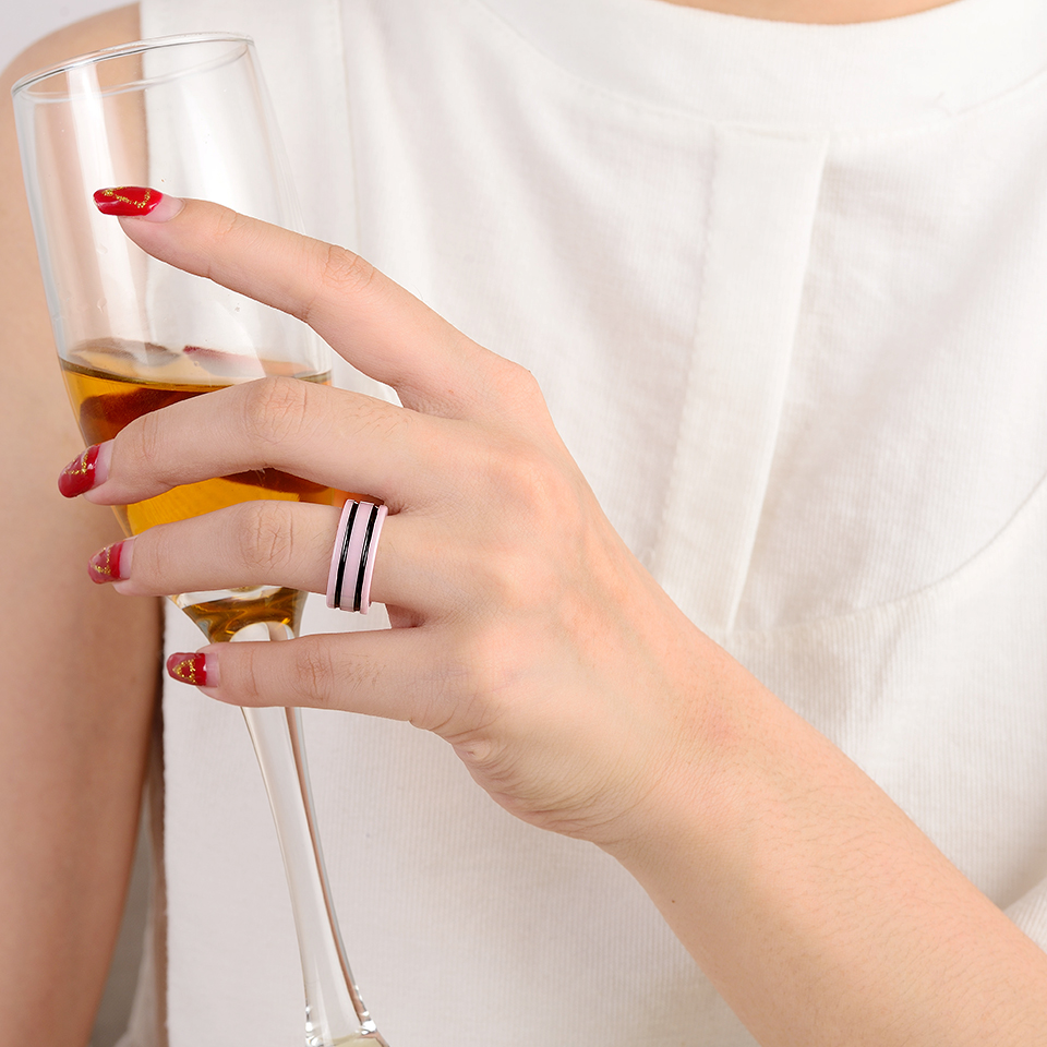 New 8mm Light Pink 2 Row Black Beautiful Hand Cut Ceramic Ring For Woman Top Quality Jewelry Without Scratches Woman Ring