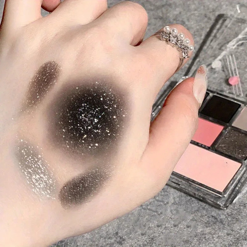 9 Color Black Eyeshadow Palette Long-lasting Color Eye Makeup Velvet Tinted Blendable Matte Shimmer Eyeshadow 240624
