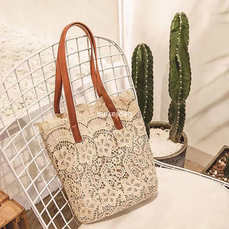 High quality women's designer leisure large capacity spring/summer new grass woven bag lace bucket mother child hollow beach bag cross-border hot