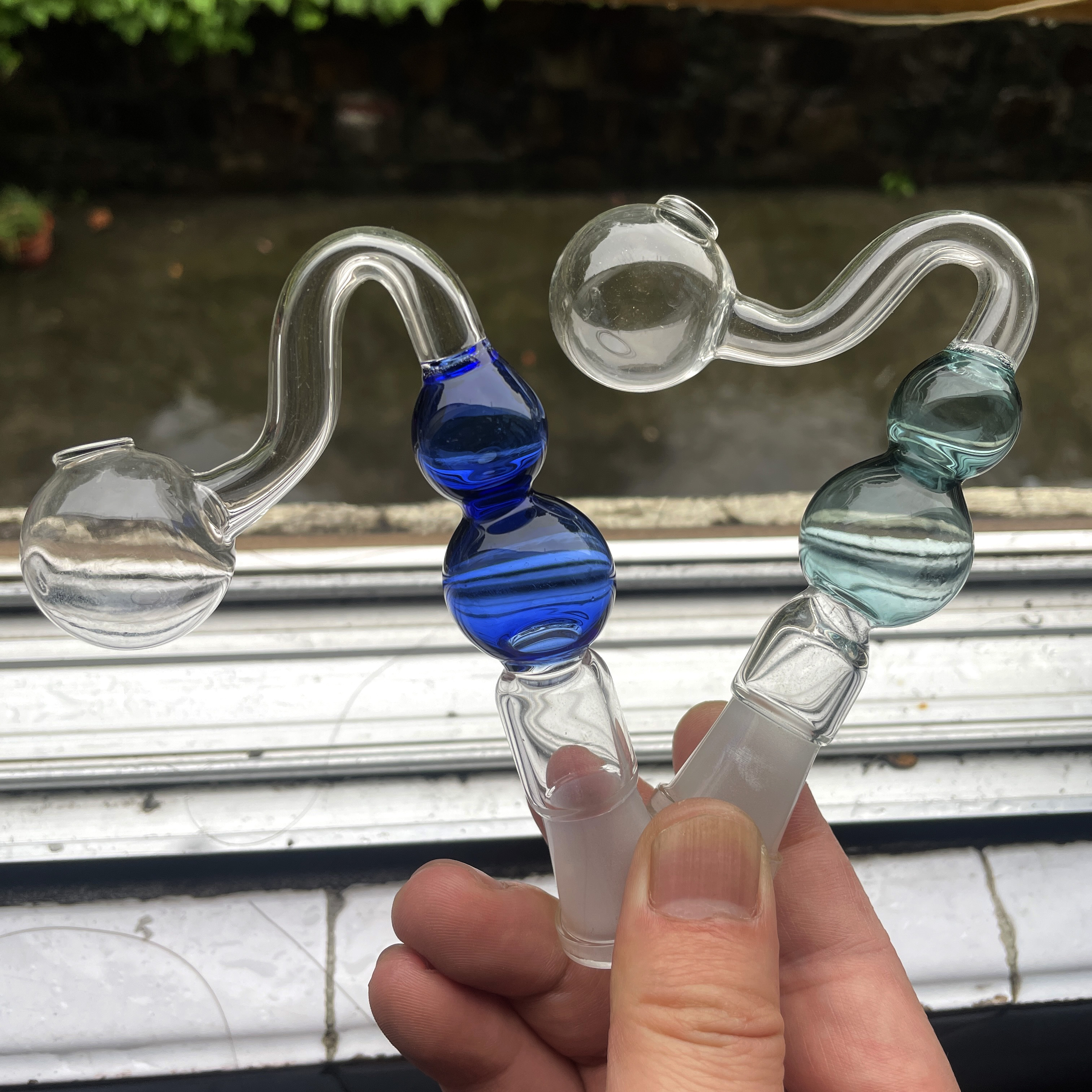 14mm Colored Male Glass Oil Burner Pipe Hookah Bubbler Tube Oil Rigs Water Bong Pipes Accessory for Smoking
