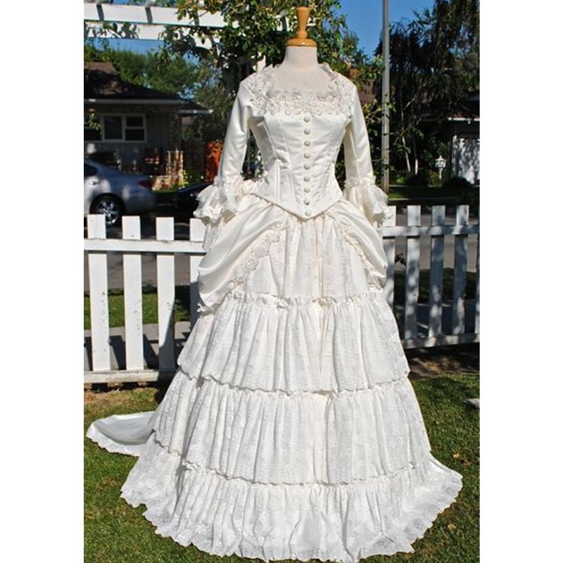 Vintage Victorian White Wedding Dresses Ruched Tiered Long Elegant Bridal Gowns Covered Buttons Lace Gothic Black Ivory Vestido De Novia