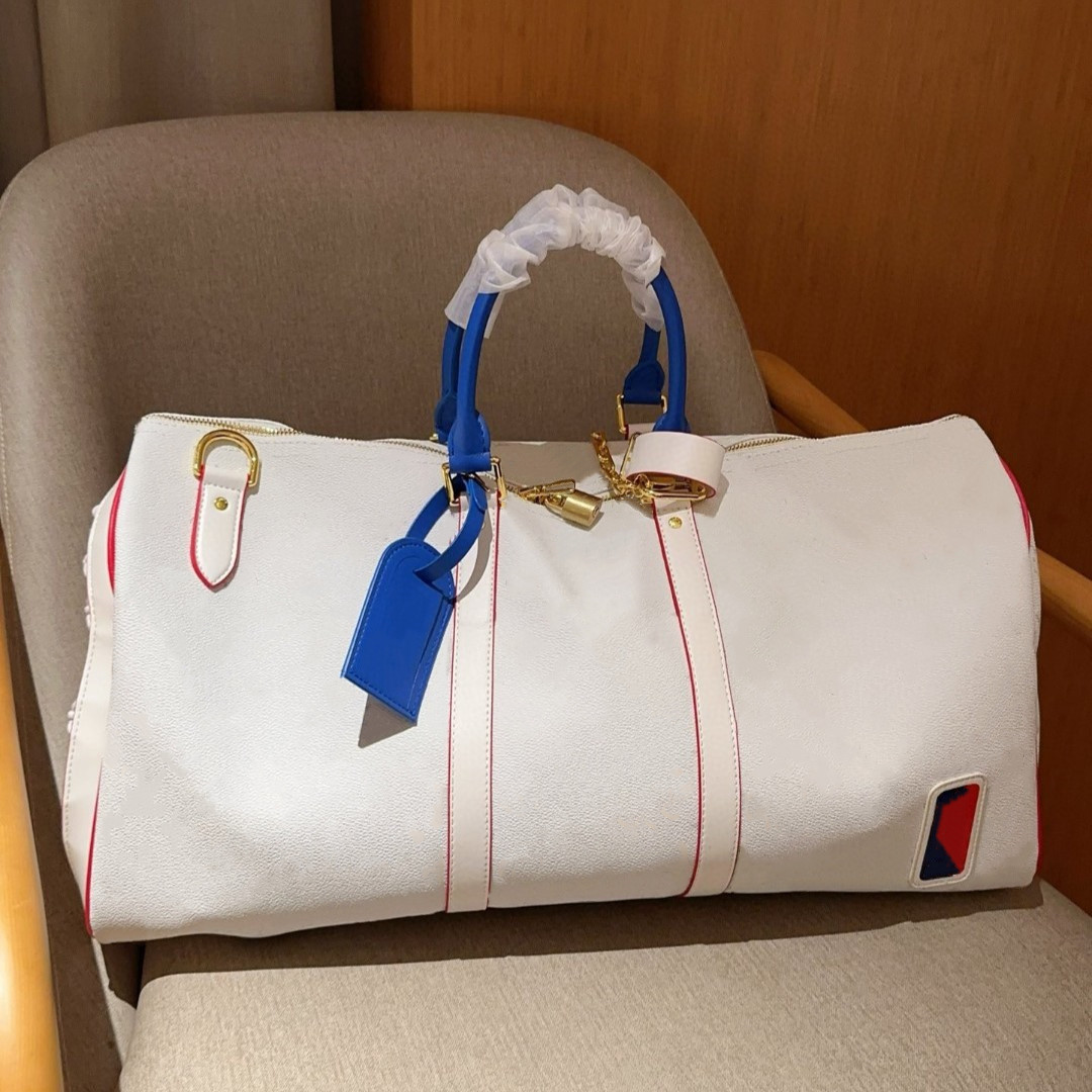 Duffle bag Travel boarding bags Classic 55cm Travel luggage for men real leather 5A Top quality women crossbody totes shoulder Bags mens womens handbags