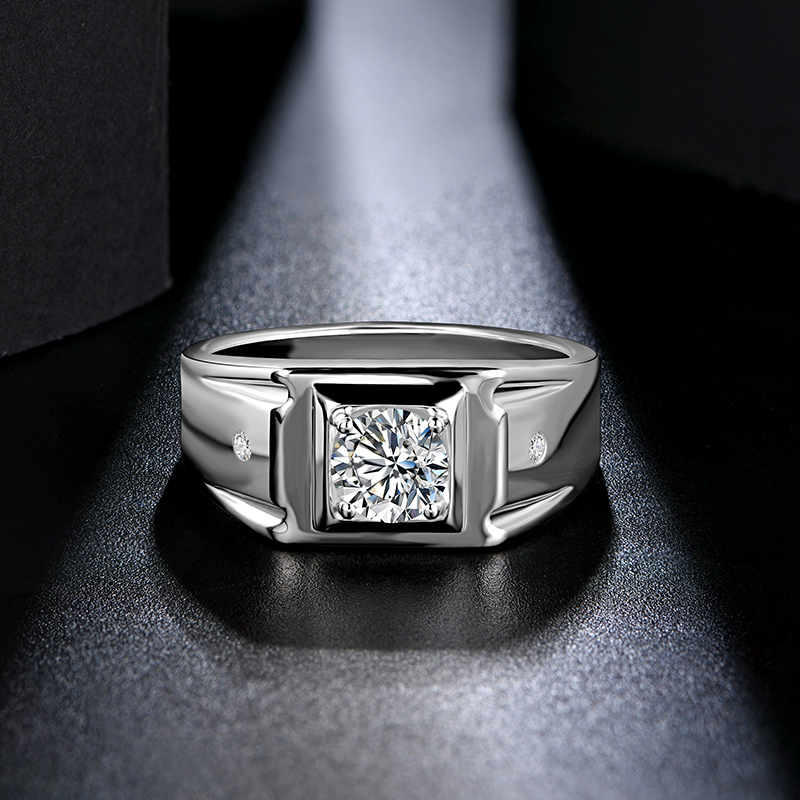 ATTAGEMS 1CT D Color 6.5mm Moissanite Diamond Men Ring Design Men Ring 100% 925 Sterling Silver Party Ring Father's Day Gift