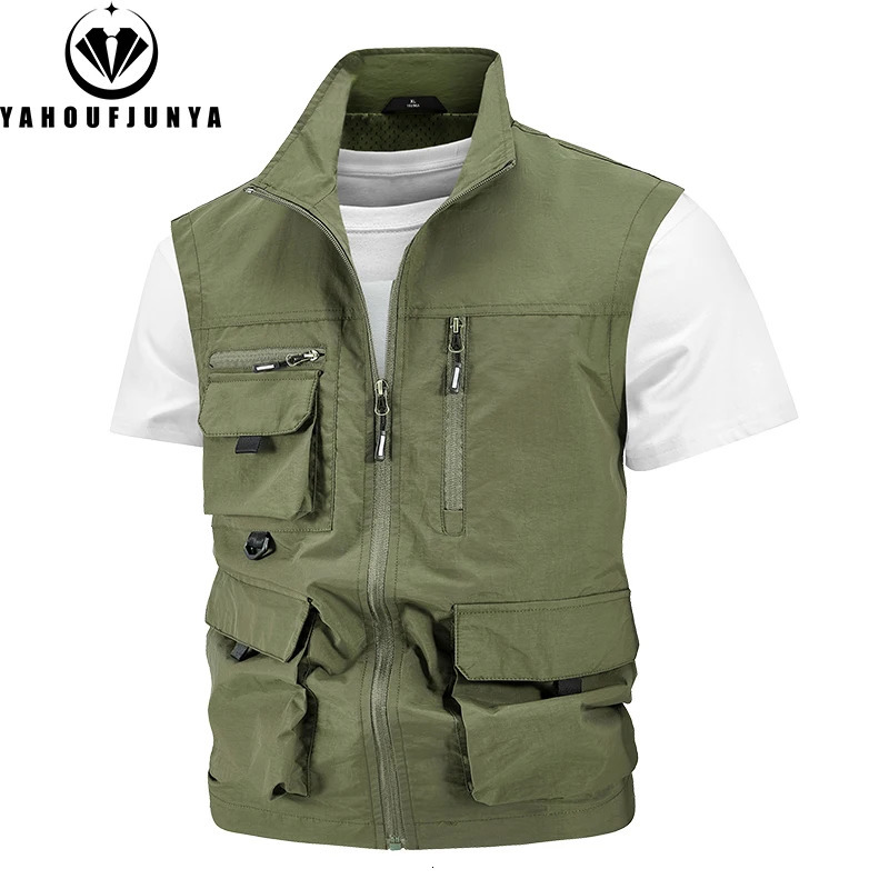Summer Men Sleeveless Fishing Tool Webbed Breathable Vest Men Many Pocket Outdoors Camping Thin Lightweight Loose Vest Male 240615