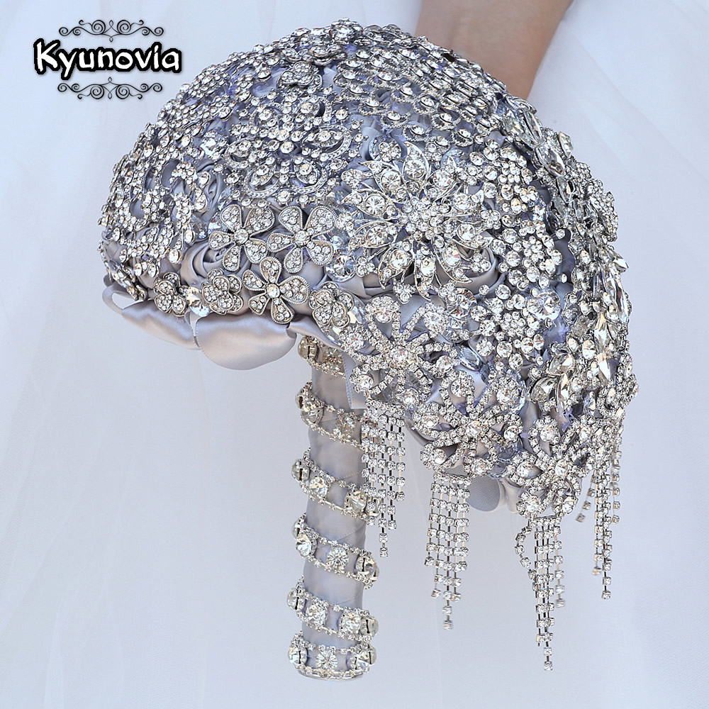 Kyunovia Cascading Teardrop Bouquet Silver Brooch Bouquet Wedding Accessories Jewelry Bouquet Crystal Cascade Bouquet FE69