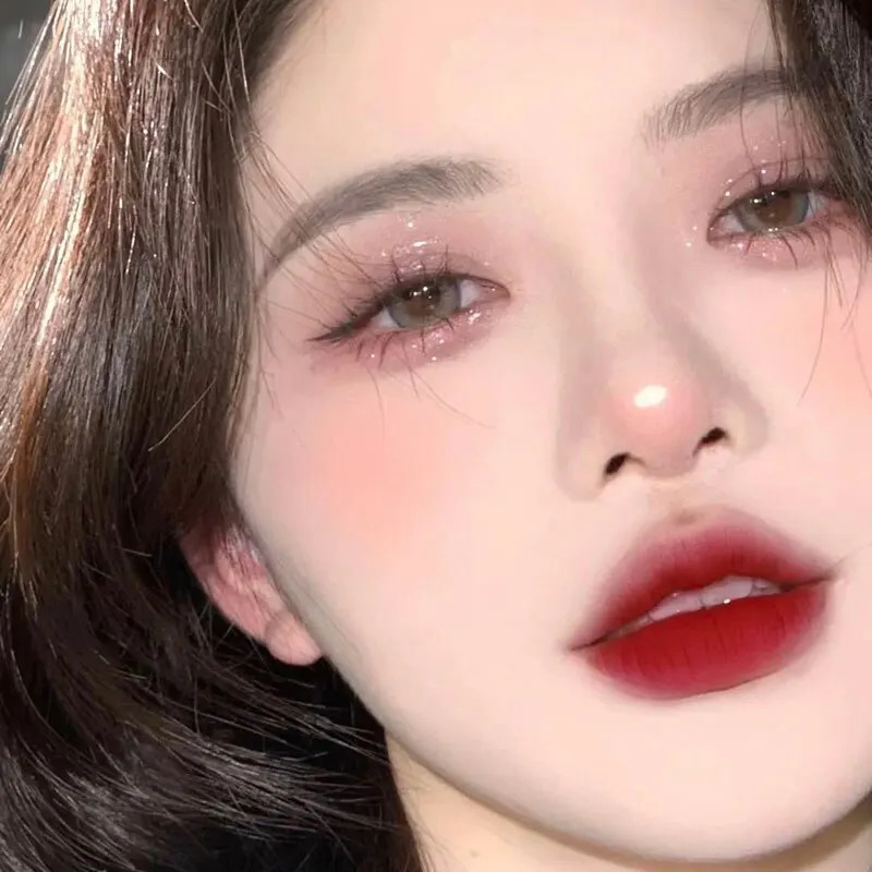 DIKALU Evening Cherry Dance Eyeshadow Tray 20 Color Large Plate Pearl Matte Bright Milk Tea Color Affordable Spring 240624