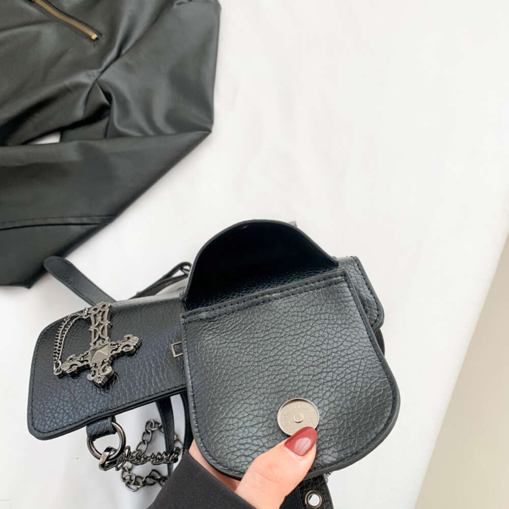 Chain Buckle Sewing Holster Shape Individuality Motorcycle Style PU Crossbody Waist and Leg Bag 2024 Hot Sale Bags for Women h6.24#35 ddmy 4e47