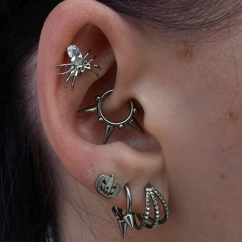 G23 Titanium Eight Legged Spider EAR Studs PIERC CZ Paved Top Threaded Labret Tragus Lip Earrings Personality Piercing Jewelry