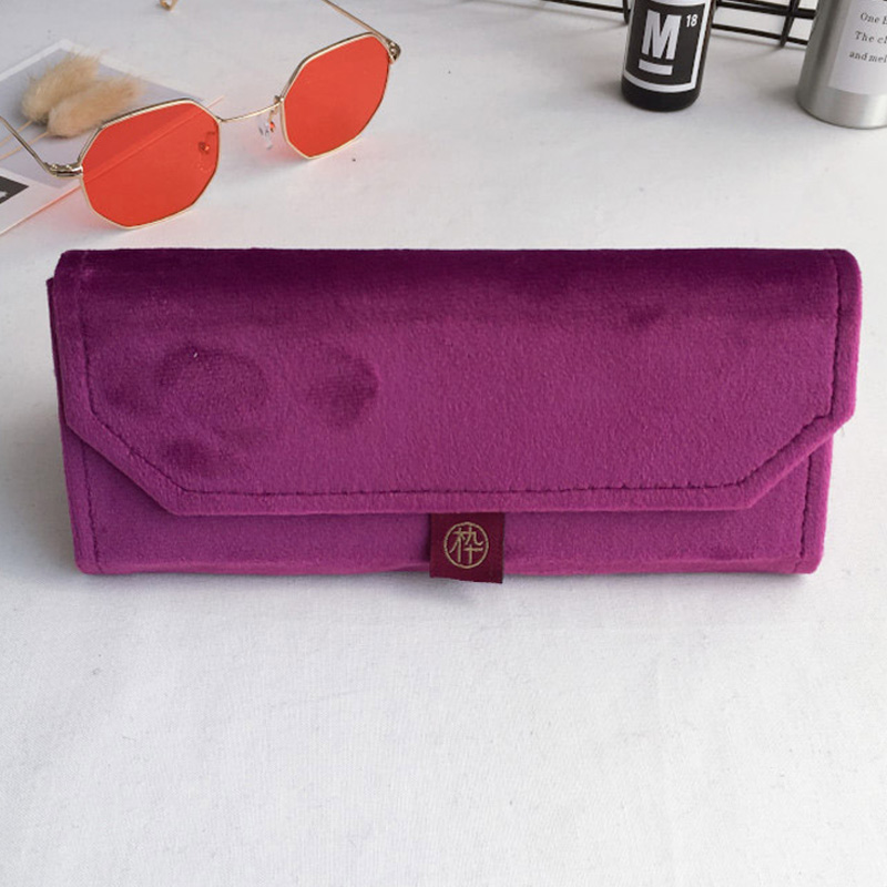 European Hot velvet triangle folding glasses Women case Elegant sunglasses case men soft noble reading glasses box Wholesale