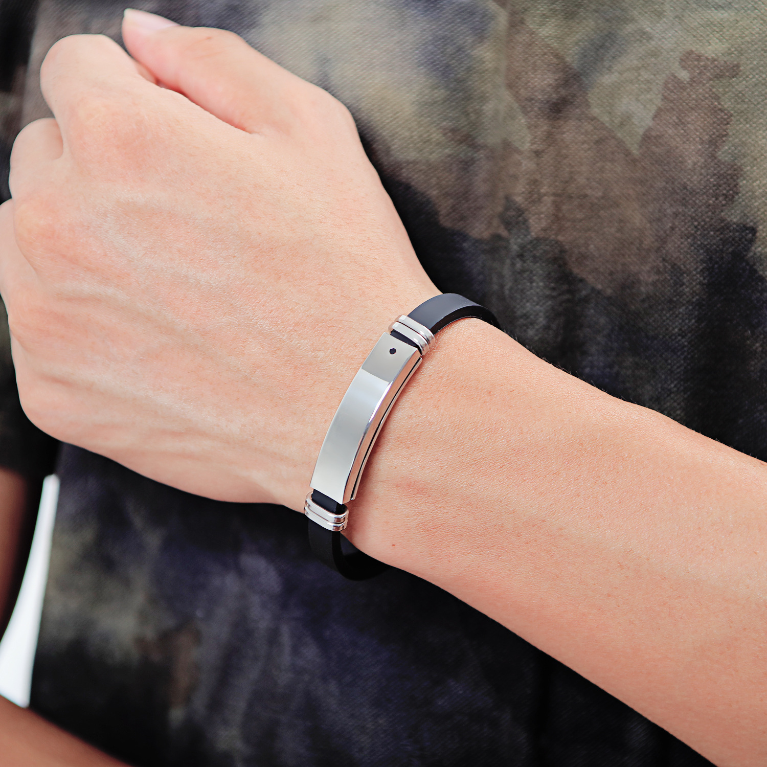 Personalized Customized Bracelet Diabetic Anti-fatigue Titanium Steel Inlaid Magnet Bracelets Silicone Bangle Men's Jewelry Gift