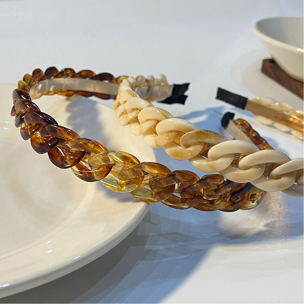 AMORCOME Vintage Transparent Acrylic Chain Hairbands for Women Girls Colorful Brown Resin Wisted Wide Headband Hair Accessories