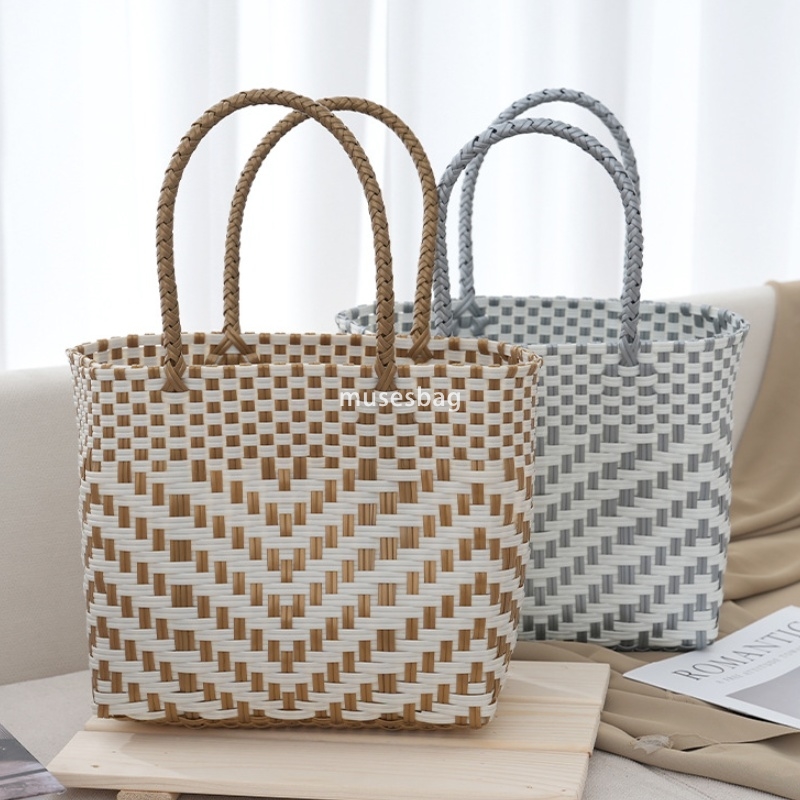Fashionable women's designers weave vintage classic handles scatter flower baskets wedding supplies gift packaging baskets handheld niche love wo