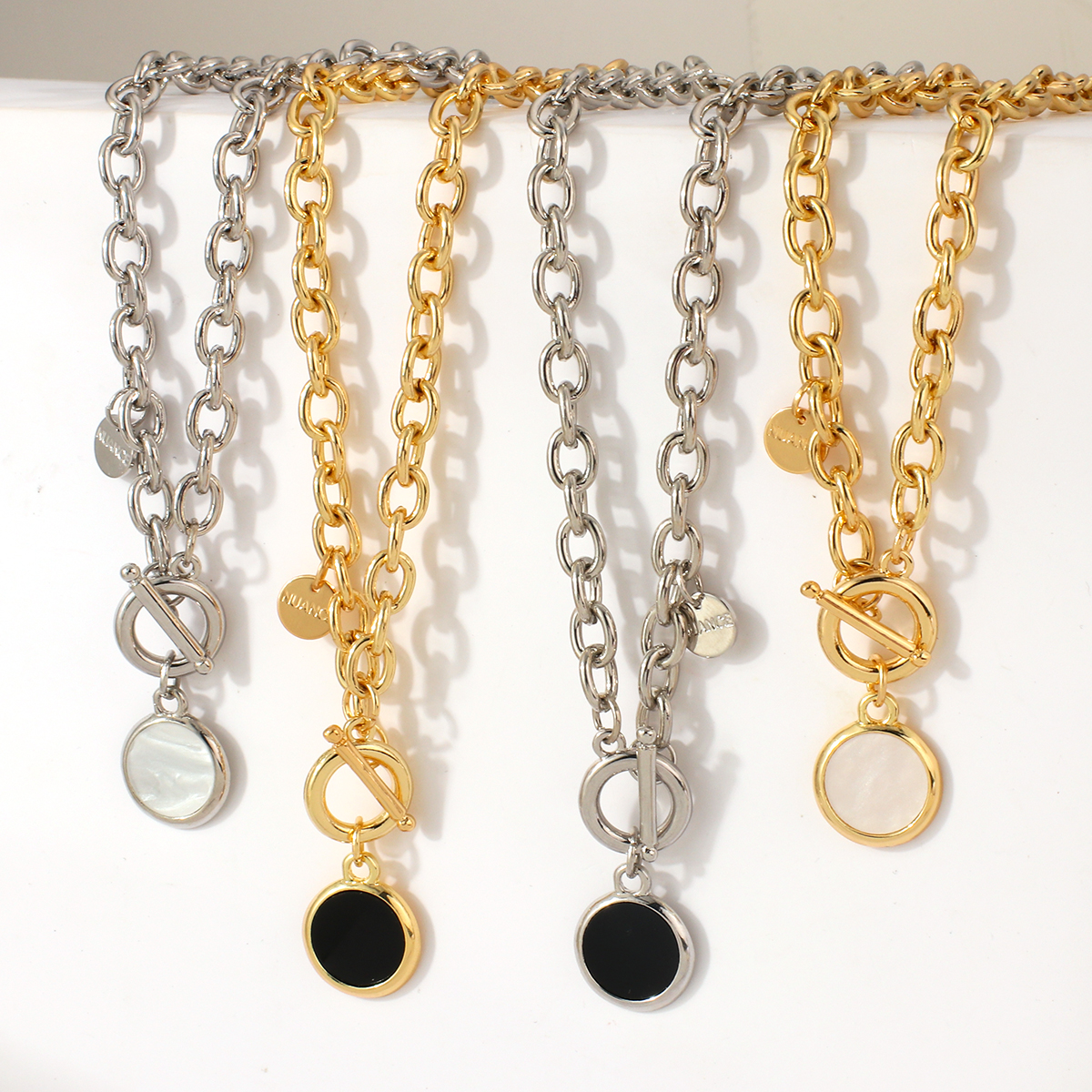 AENSOA Gold Silver Color Acrylic Round Pendant Necklaces for Women Thick Chain Toggle Clasp Punk Collar Necklace Women's Jewelry