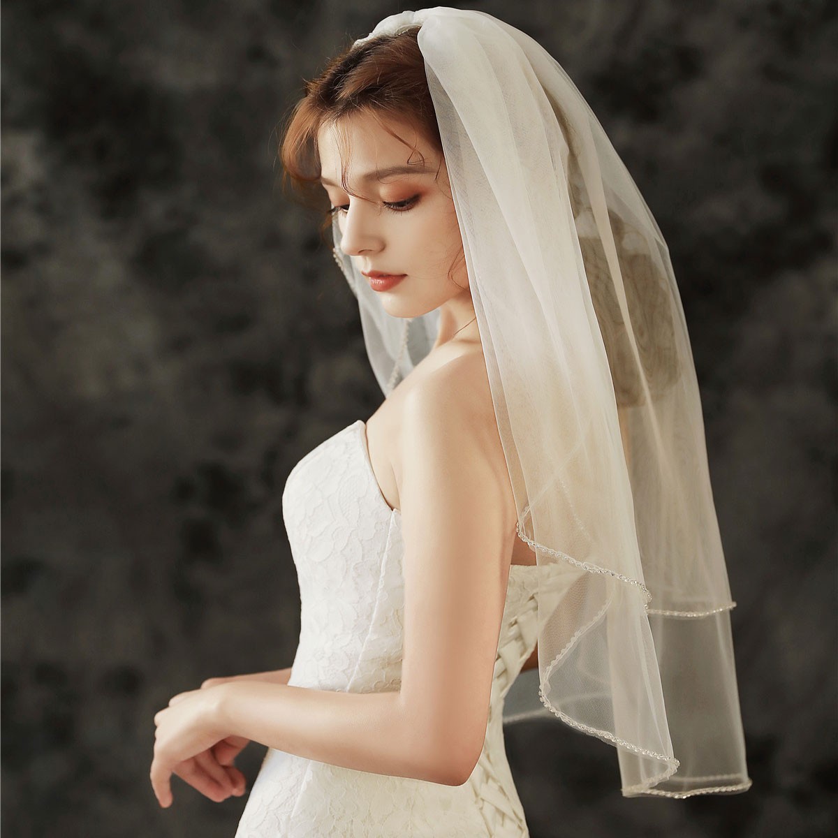 Bead Edge Bridal Short Wedding Veils with Hair Comb 2 layers Elbow Length White Women Bride Veil Mariage Accessories