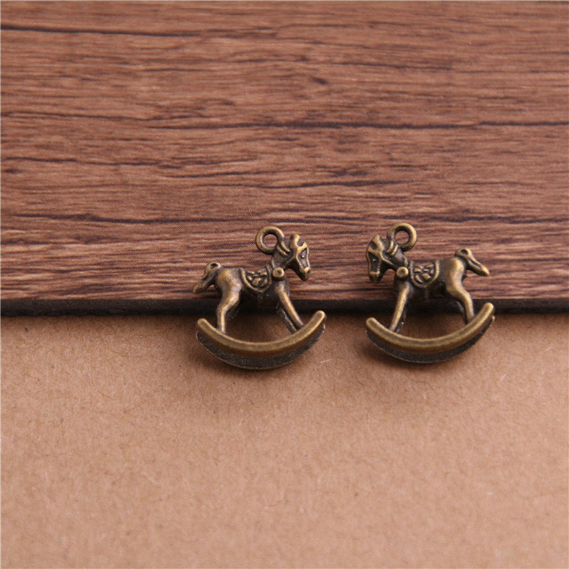 20PCS 14*15mm 2 Color Rocking Horse Charms Animal Toys Pendant Metal Alloy DIY Necklace Bracelet Earrings Marking
