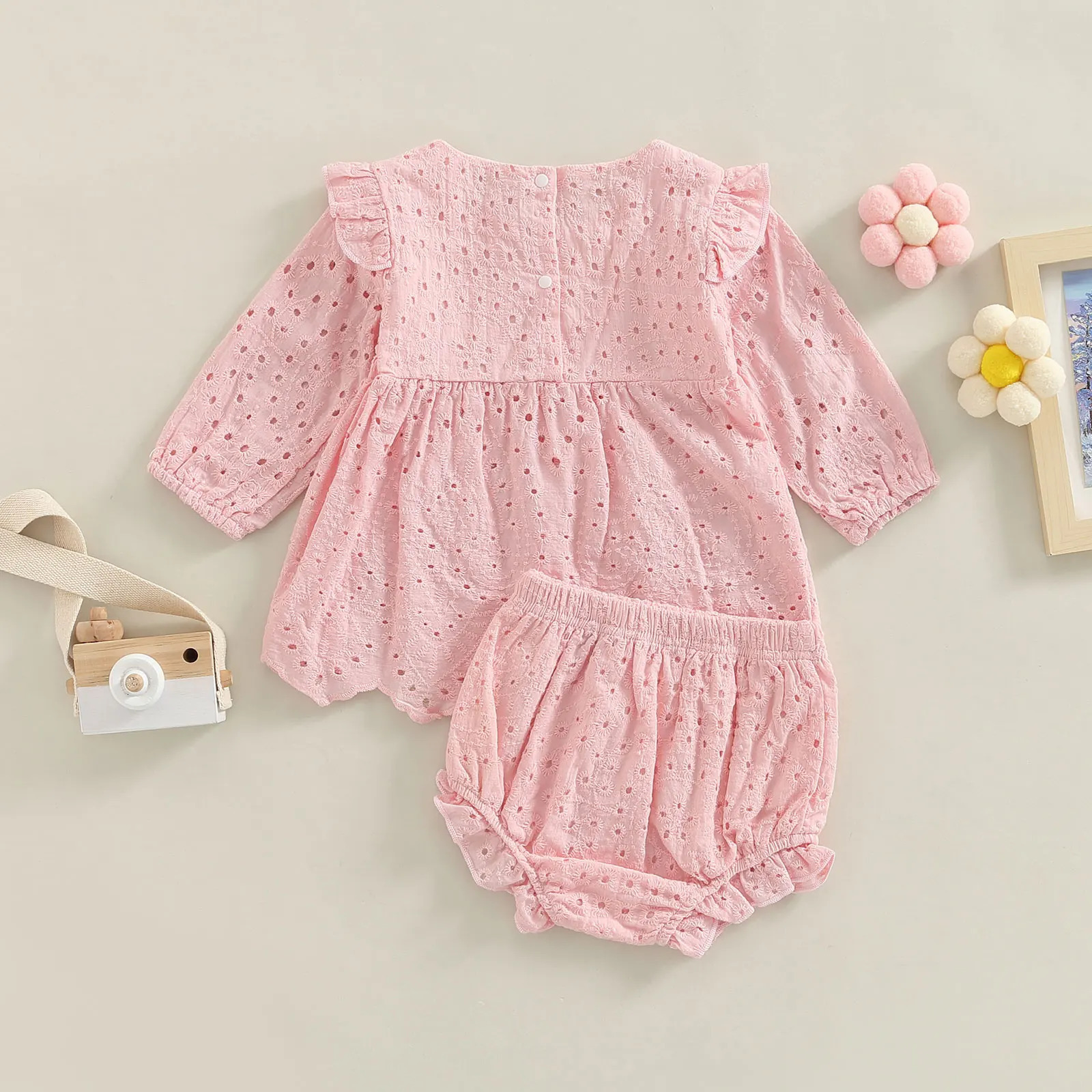 024M Toddler Baby Girl Clothes Set Solid Color Cutout Round Neck Long Sleeve Tshirt Tops and Elastic Casual Ruffle Shorts 240624