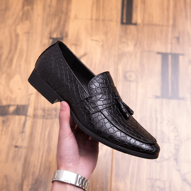 Outdoor light soft Leather Men Shoes Loafers Slip On Comfortable Moccasins Flats Casual Boat Driving shoes