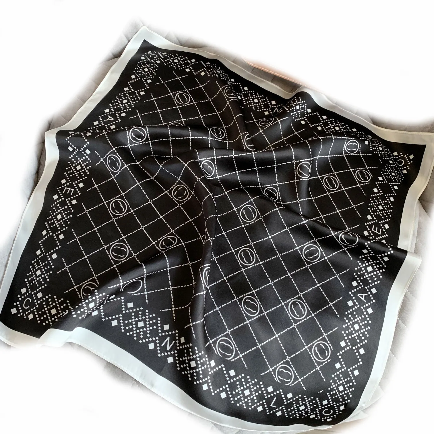 b255 Print Designer Headband Fashion White Letter Classic Gift go Black Silk 53x53cm Brand Scarves Scarf scarf designers