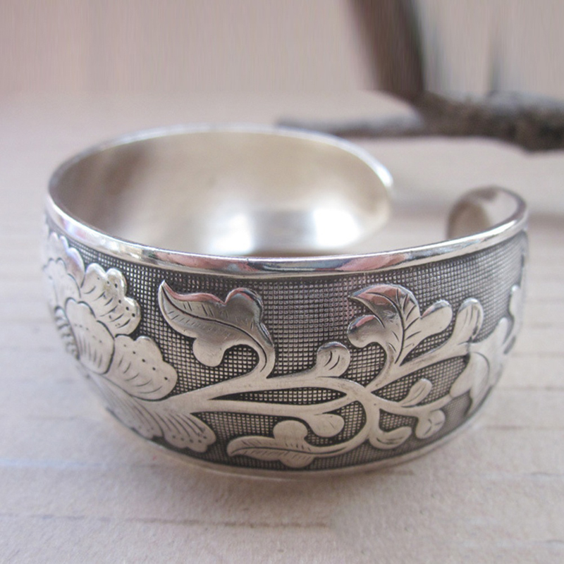 Vintage Cuff Bracelet Tibetan Silver Plated Carved Flower Geometric Animal Opening Bangle Adjustable Indian Jewelry Women Gifts