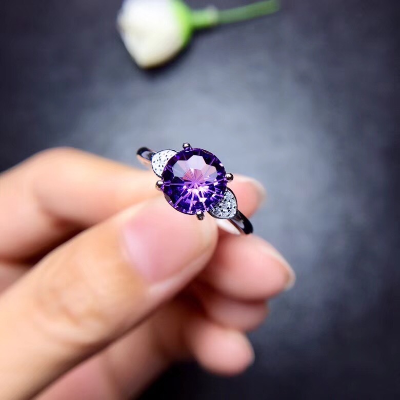 Natural amethyst ring, 925 silver, the price is suitable, shop promotional products