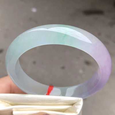 Zheru Jewelry Natural Burmese Jade 54-62mm Two-tone Bangle Elegant Jewelry Best Gift