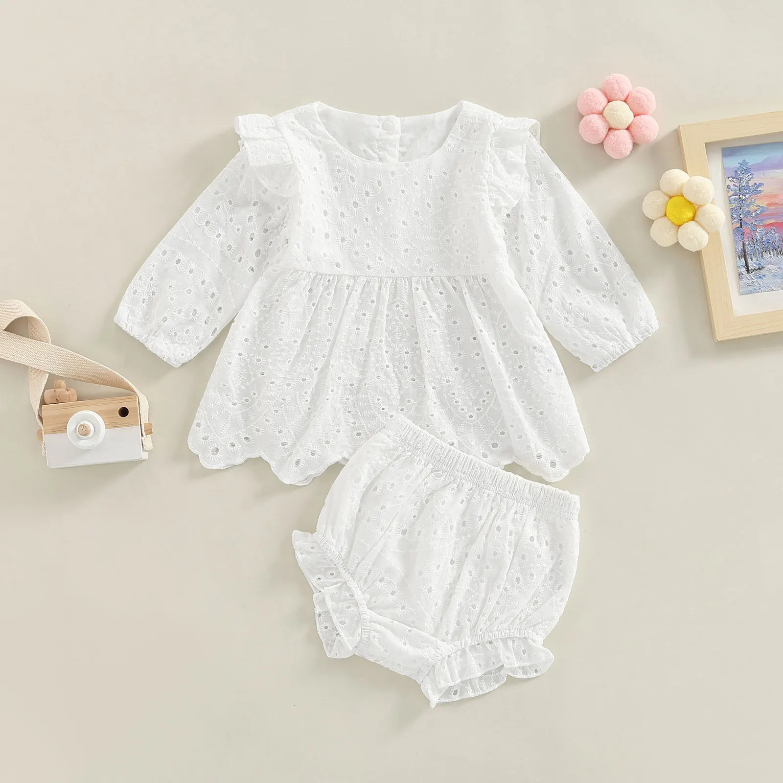 024M Toddler Baby Girl Clothes Set Solid Color Cutout Round Neck Long Sleeve Tshirt Tops and Elastic Casual Ruffle Shorts 240624